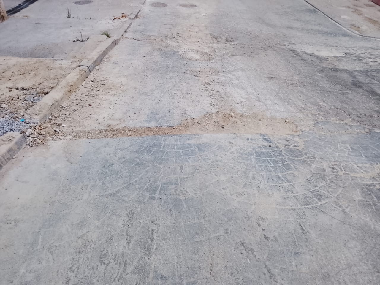 إشكالية الحفر بشارع بحي خندق الرزبوح بتطوان… سنوات من الانتظار دون إصلاح إشكالية الحفر بشارع بحي خندق الرزبوح بتطوان… سنوات من الانتظار دون إصلاح