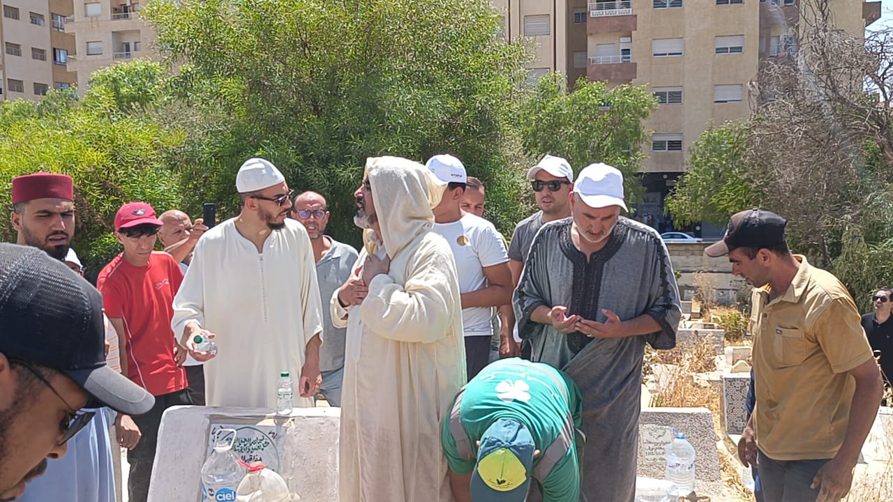 تشييع جثمان الراحل محمد ازهار الرفاعي إلى مثواه الأخير