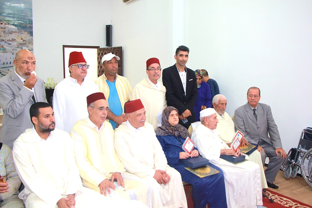 تكريم أبطال المقاومة وترميم مقبرة الشهداء بمولاي إدريس زرهون في ذكرى ثورة الملك والشعب