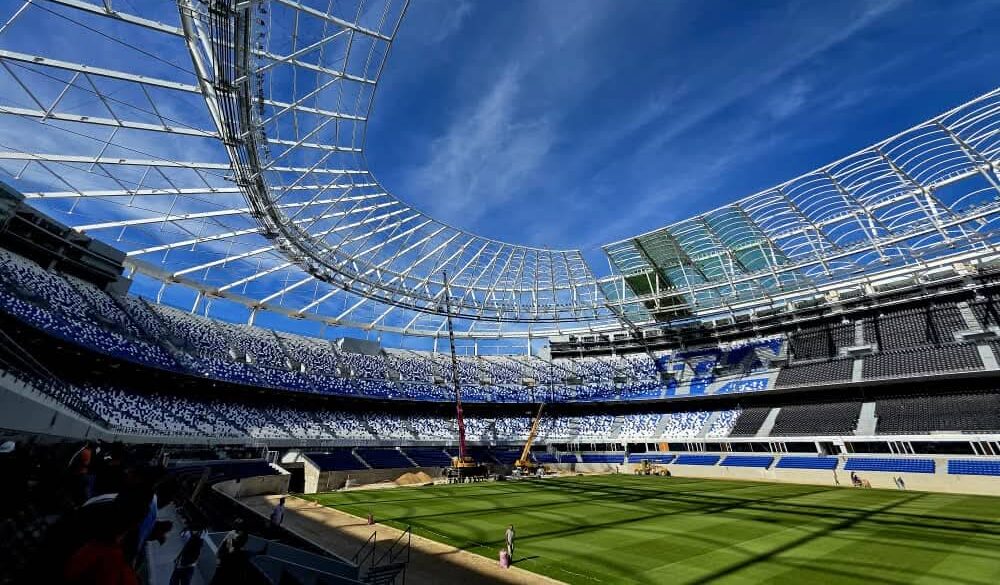 الإعلان عن موعد نهاية الاشغال بملعب طنجة الكبير الإعلان عن موعد نهاية الاشغال بملعب طنجة الكبير