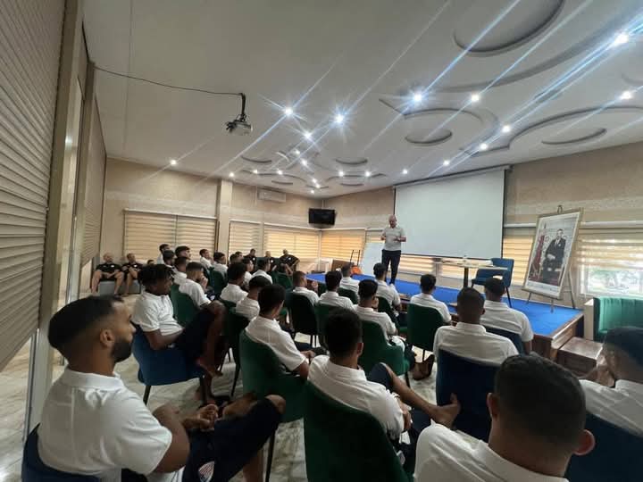 المغرب التطواني يواصل تحضيراته في أجواء إيجابية استعدادًا للموسم الجديد المغرب التطواني يواصل تحضيراته في أجواء إيجابية استعدادًا للموسم الجديد