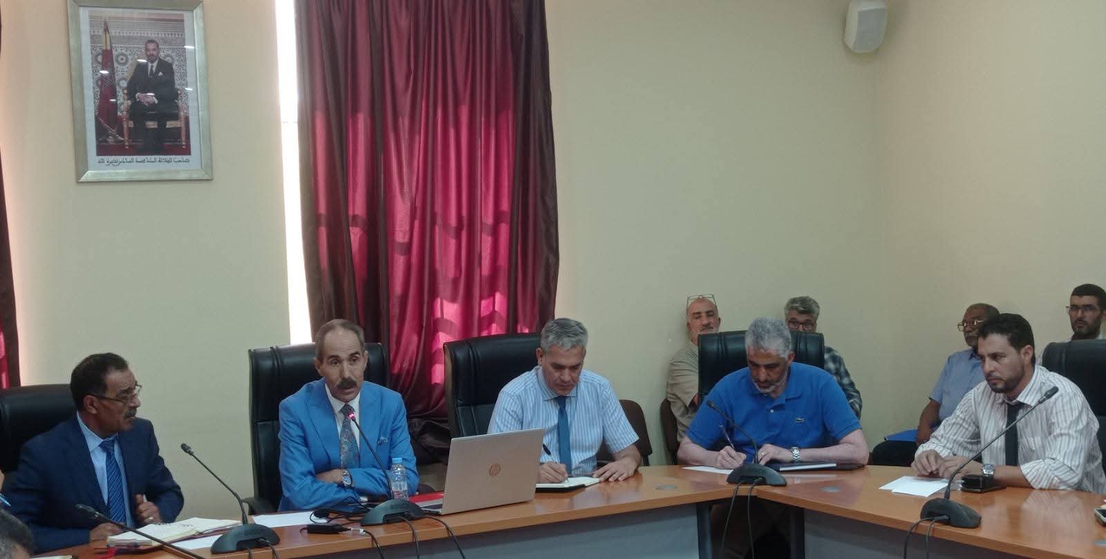 مديرية مكناس: تنظيم لقاءات تواصلية تنسيقية بالمديرية الإقليمية بمكناس مع السيدات والسادة مديرات ومديري المؤسسات التعليمية بالإقليم
