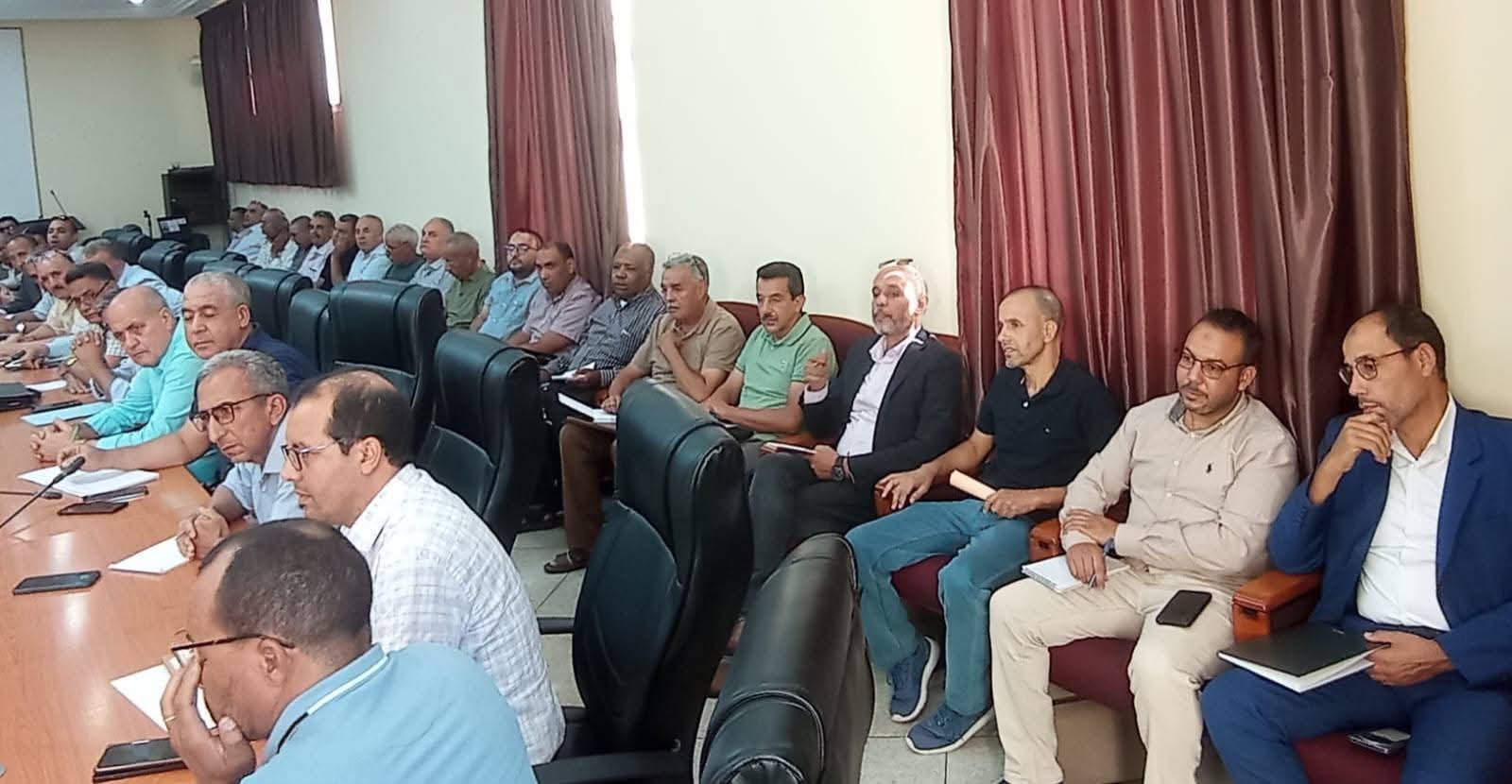 مديرية مكناس: تنظيم لقاءات تواصلية تنسيقية بالمديرية الإقليمية بمكناس مع السيدات والسادة مديرات ومديري المؤسسات التعليمية بالإقليم