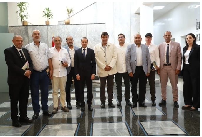 وزير الصحة والحماية الاجتماعية يعقد اجتماع مع ثلاث مركزيات نقابية تمثل صيادلة الصيدليات