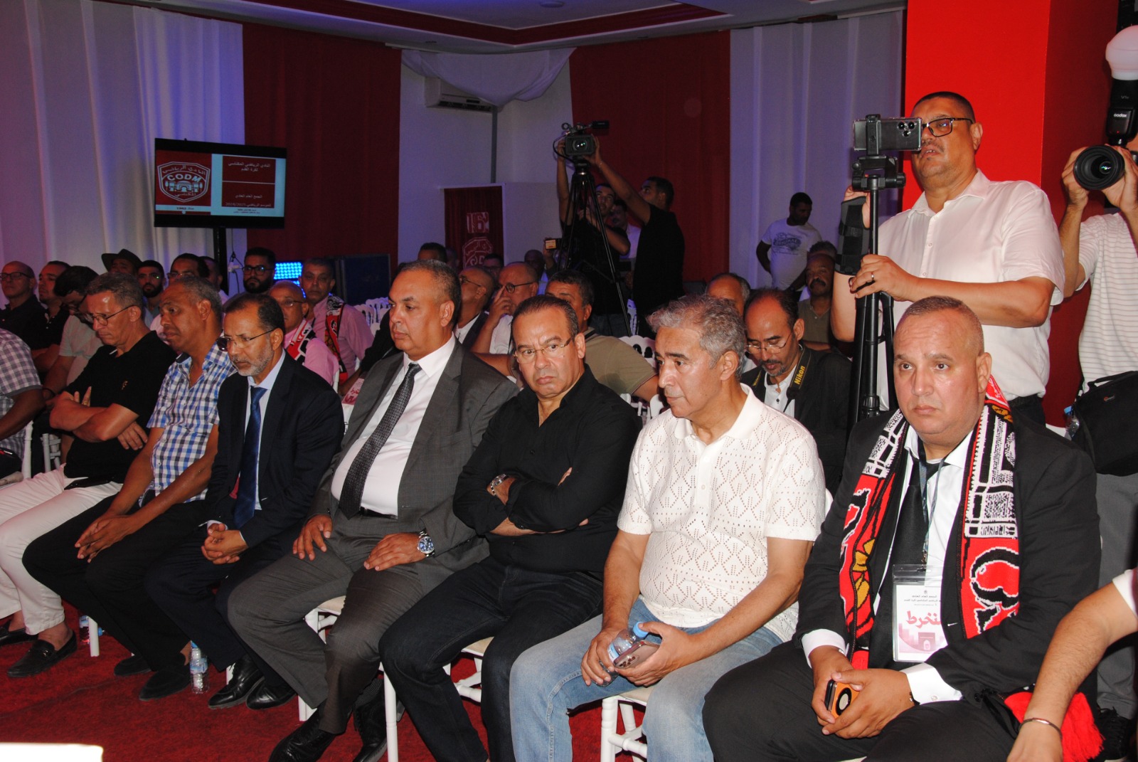 الكــــوديم و صناع التوافق والحدث التاريخي. الكــــوديم و صناع التوافق والحدث التاريخي.