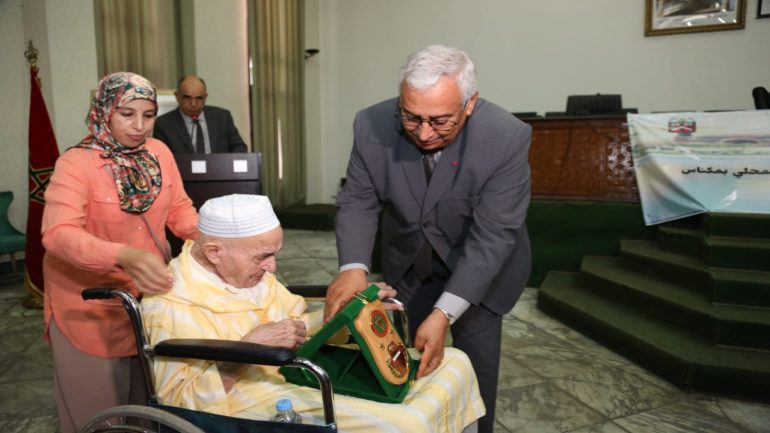 مكناس تحتفي بذكرى معركة وادي بوفكران وتكرم ثمانية من قدماء المقاومين