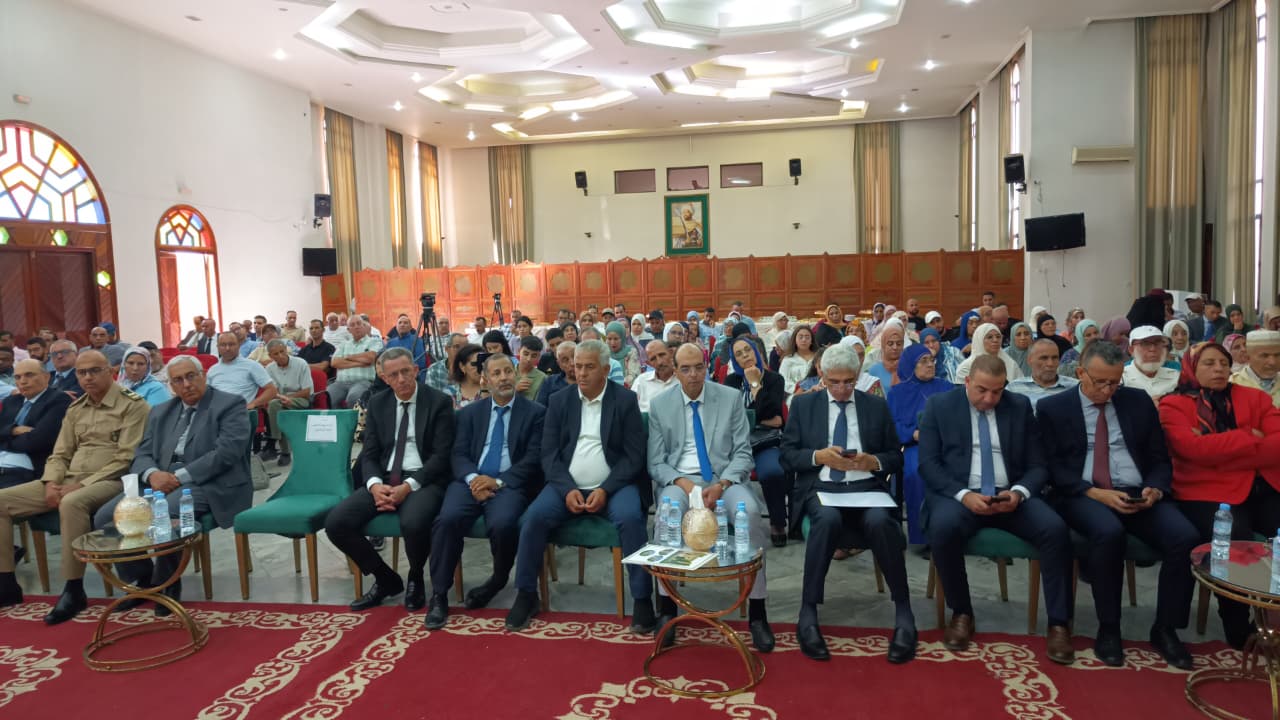 مكناس تحتفي بذكرى معركة وادي بوفكران وتكرم ثمانية من قدماء المقاومين مكناس تحتفي بذكرى معركة وادي بوفكران وتكرم ثمانية من قدماء المقاومين