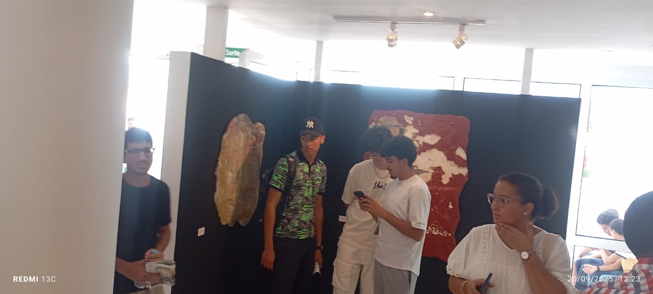 افتتاح المكتبة الوسائطية للمعهد الفرنسي بمكناس محطة جديدة في تعزيز الصداقة المغربية-الفرنسية