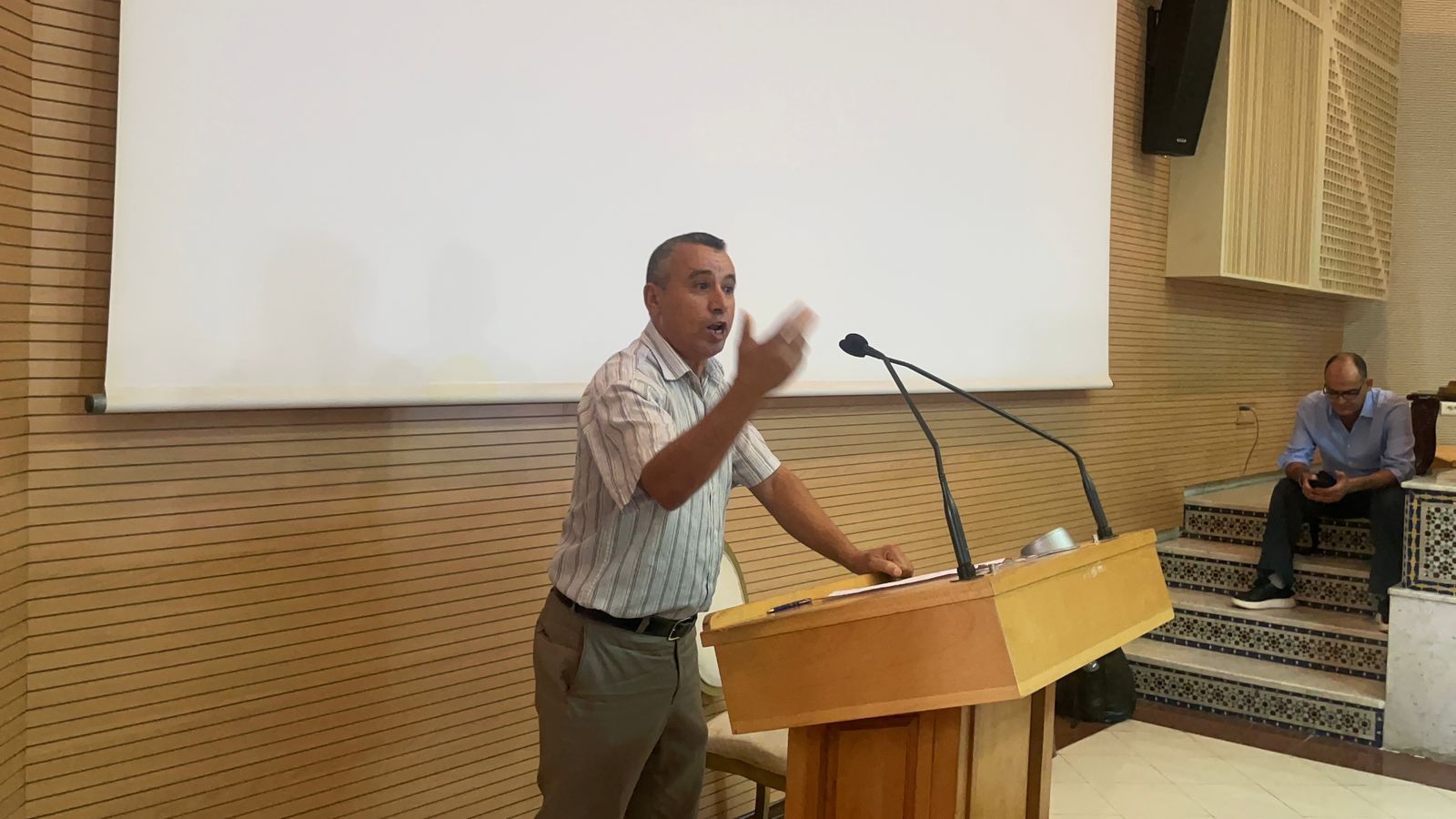 الأمانة الإقليمية لحزب جبهة القوى الديمقراطية بمكناس تنظم لقاء تواصليا بالقاعة الكبرى بمركب الأوقاف والشؤون الإسلامية