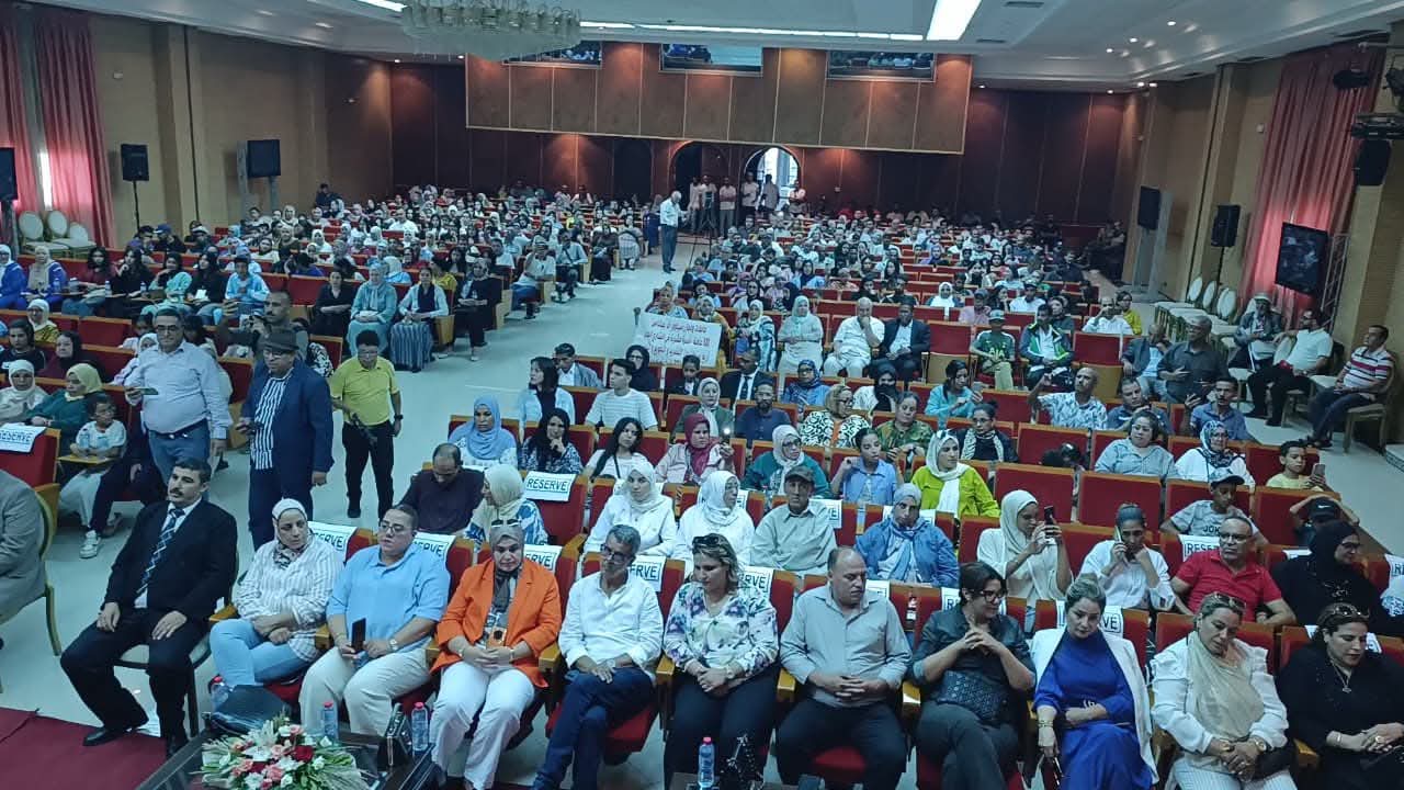 الأمانة الإقليمية لحزب جبهة القوى الديمقراطية بمكناس تنظم لقاء تواصليا بالقاعة الكبرى بمركب الأوقاف والشؤون الإسلامية