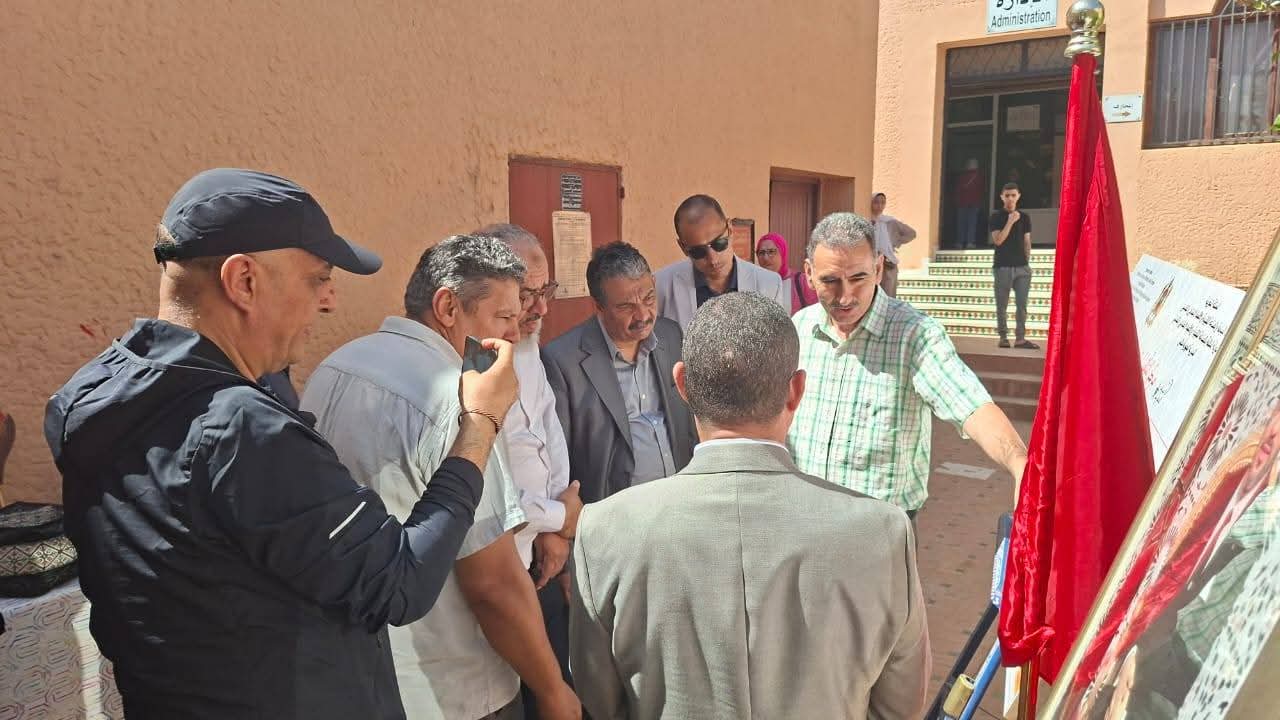 فعاليات يوم الأبواب المفتوحة المنظمة من طرف المديرية الجهوية للصناعة التقليدية و الاقتصاد الاجتماعي و التضامني بجهة فاس مكناس