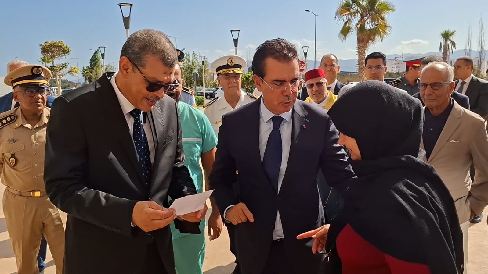 عامل الحسيمة يواكب مبادرة إنسانية كبرى لجراحة العيون