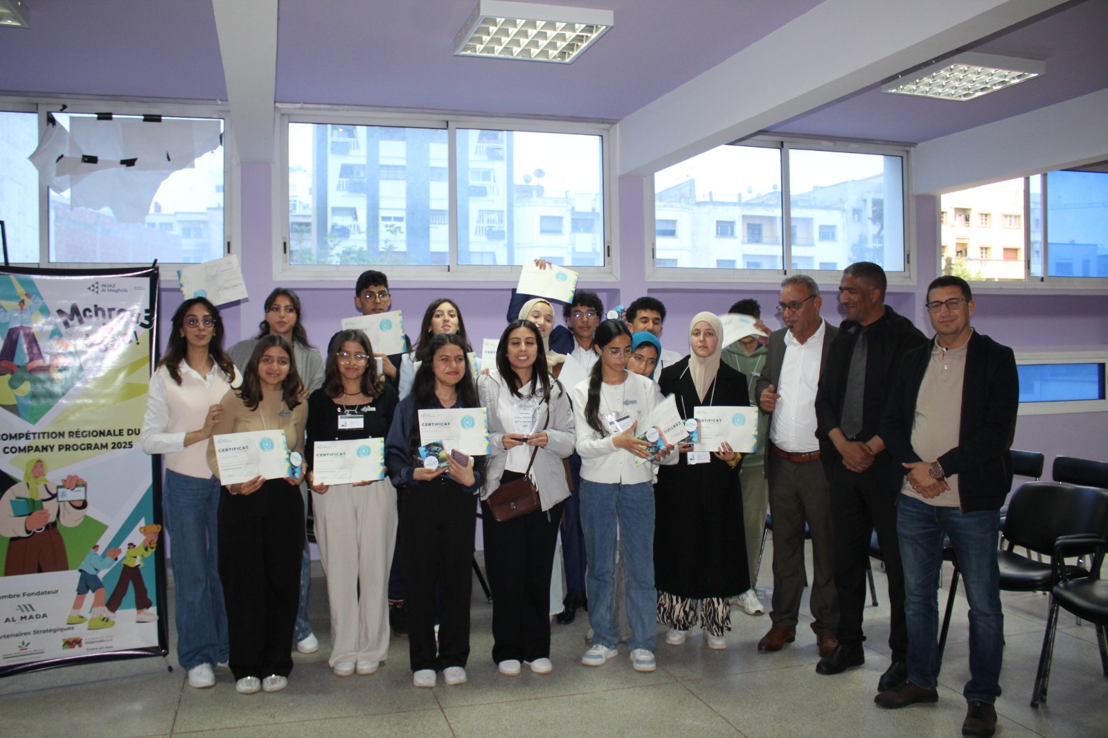 ثانوية طارق بن زياد بمكناس تحقق الريادة في مسابقة وطنية بمشروع 