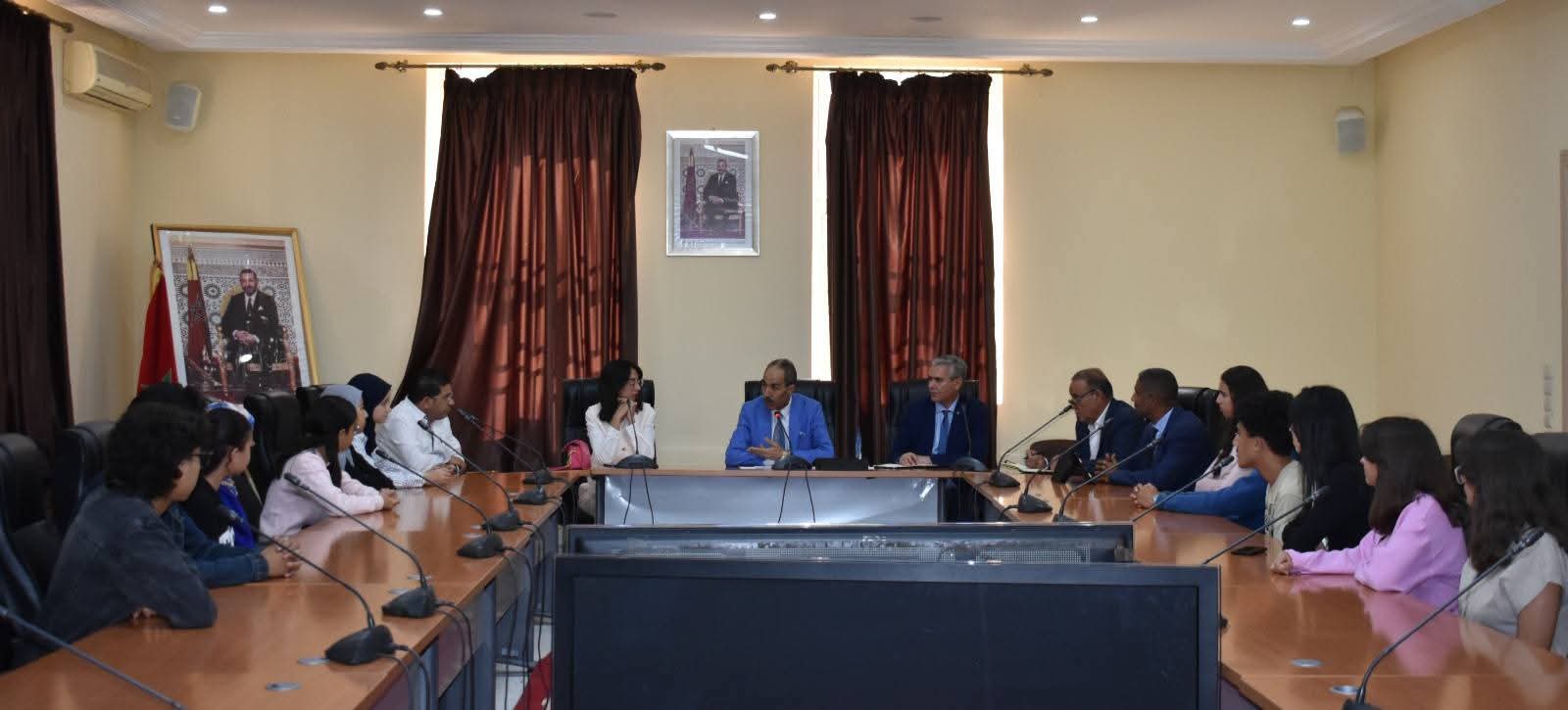 مديرية مكناس: استقبال فريق الثانوية التأهيلية طارق بن زياد الفائز  بالمرتبة الأولى وطنيا في مسابقة 