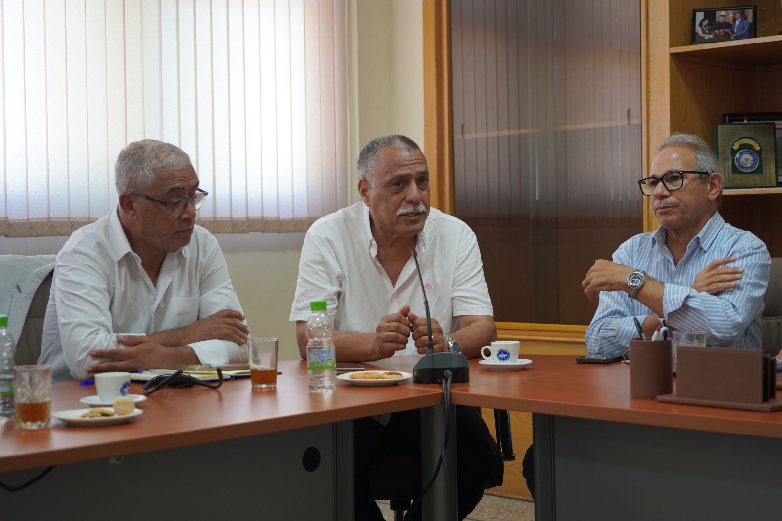 الهيئات النقابية والمهنية لقطاع الصحافة والنشر ترفض مشروع قانون 25/26 وتطالب بحوار وطني شامل الهيئات النقابية والمهنية لقطاع الصحافة والنشر ترفض مشروع قانون 25/26 وتطالب بحوار وطني شامل