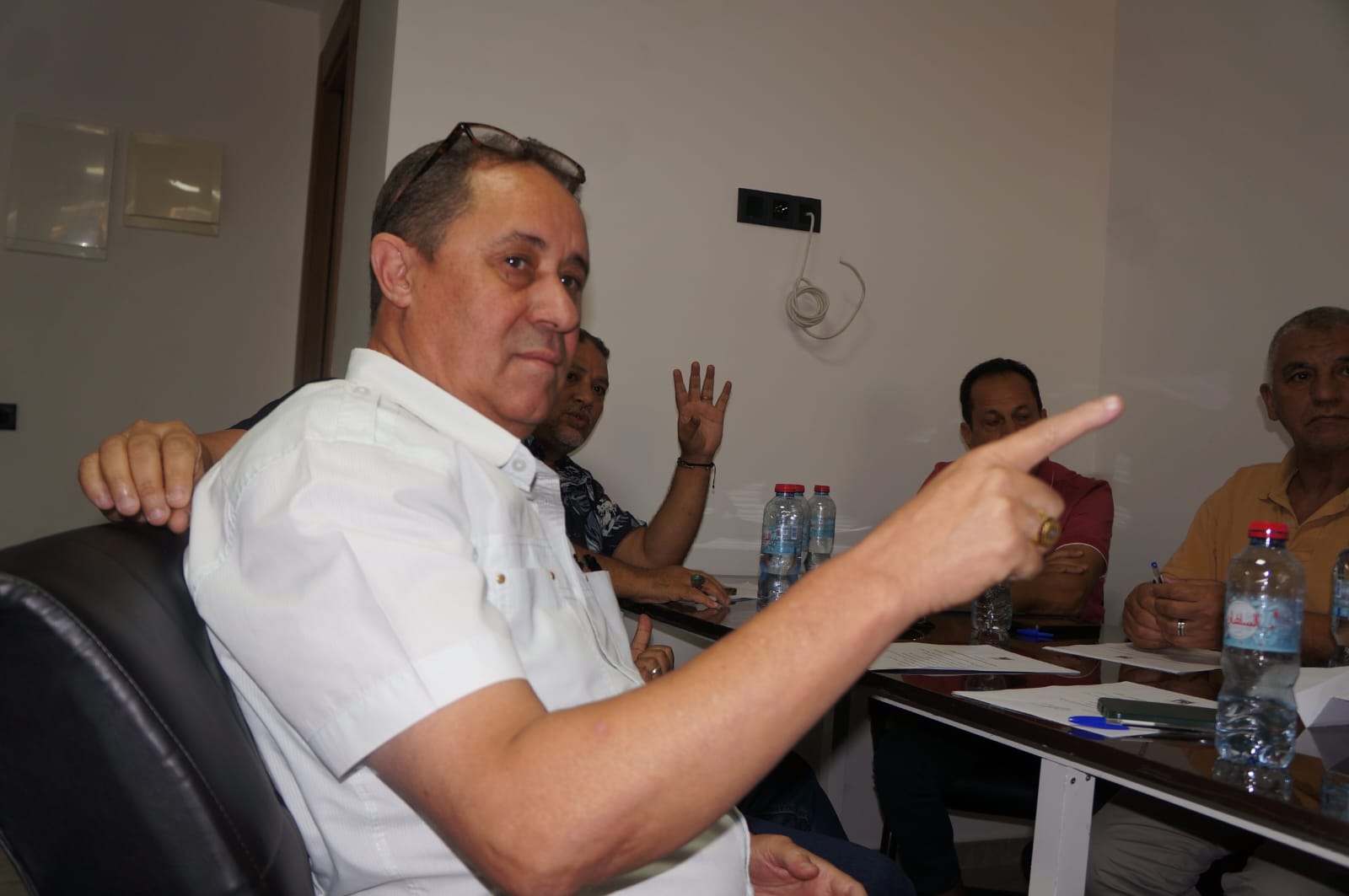 فرع الفيدرالية المغربية لناشري الصحف بجهة فاس مكناس يعقد اول اجتماع له بعد انتخاب مكتبه الجديد فرع الفيدرالية المغربية لناشري الصحف بجهة فاس مكناس يعقد اول اجتماع له بعد انتخاب مكتبه الجديد