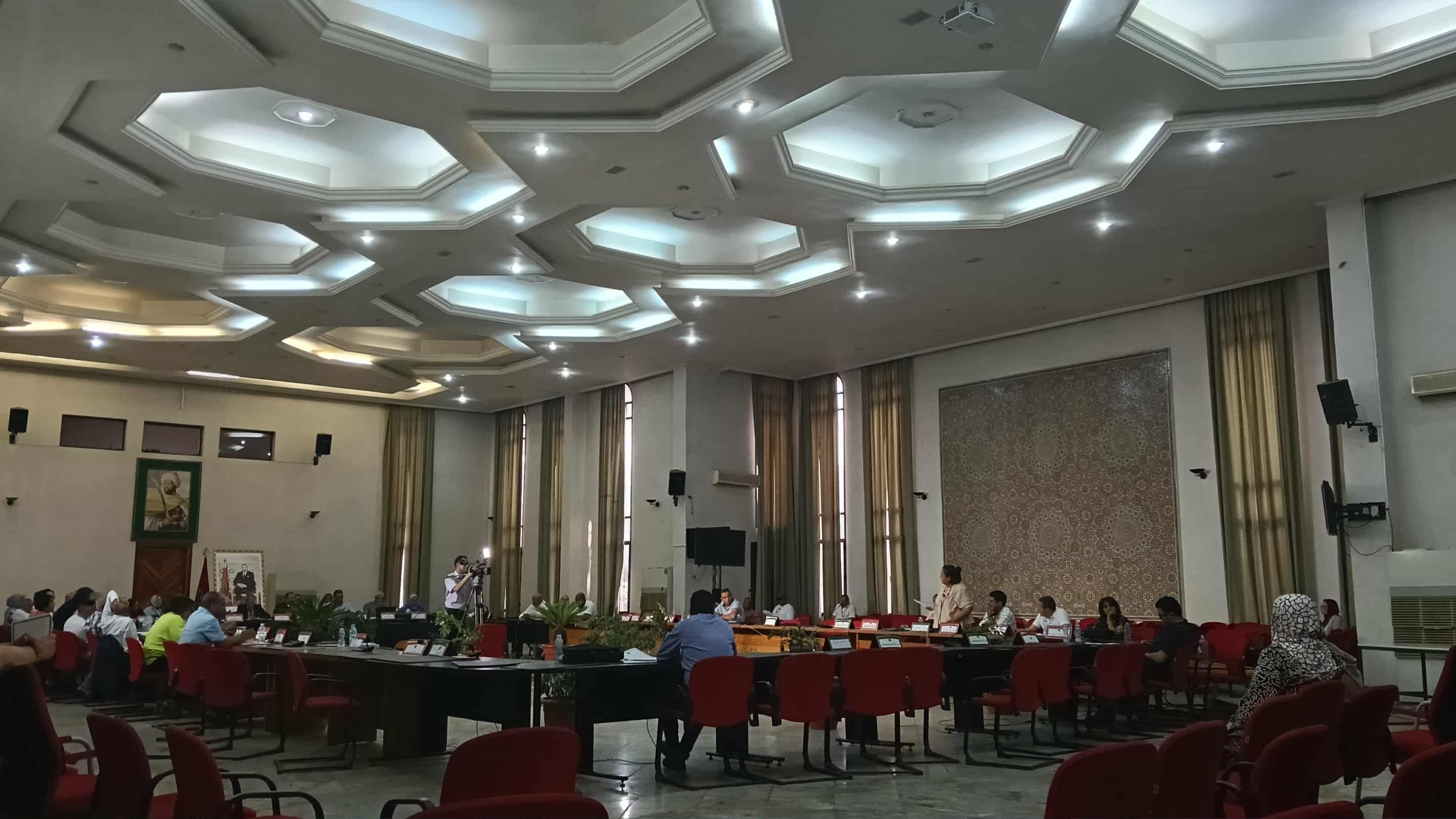 الأغلبية المفقودة بمجلس جماعة مكناس.