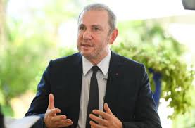 فرنسا تطمح للاستثمار في الأقاليم الجنوبية