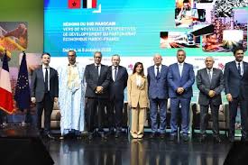 انطلاق أشغال المنتدى الاقتصادي المغربي الفرنسي بالداخلة