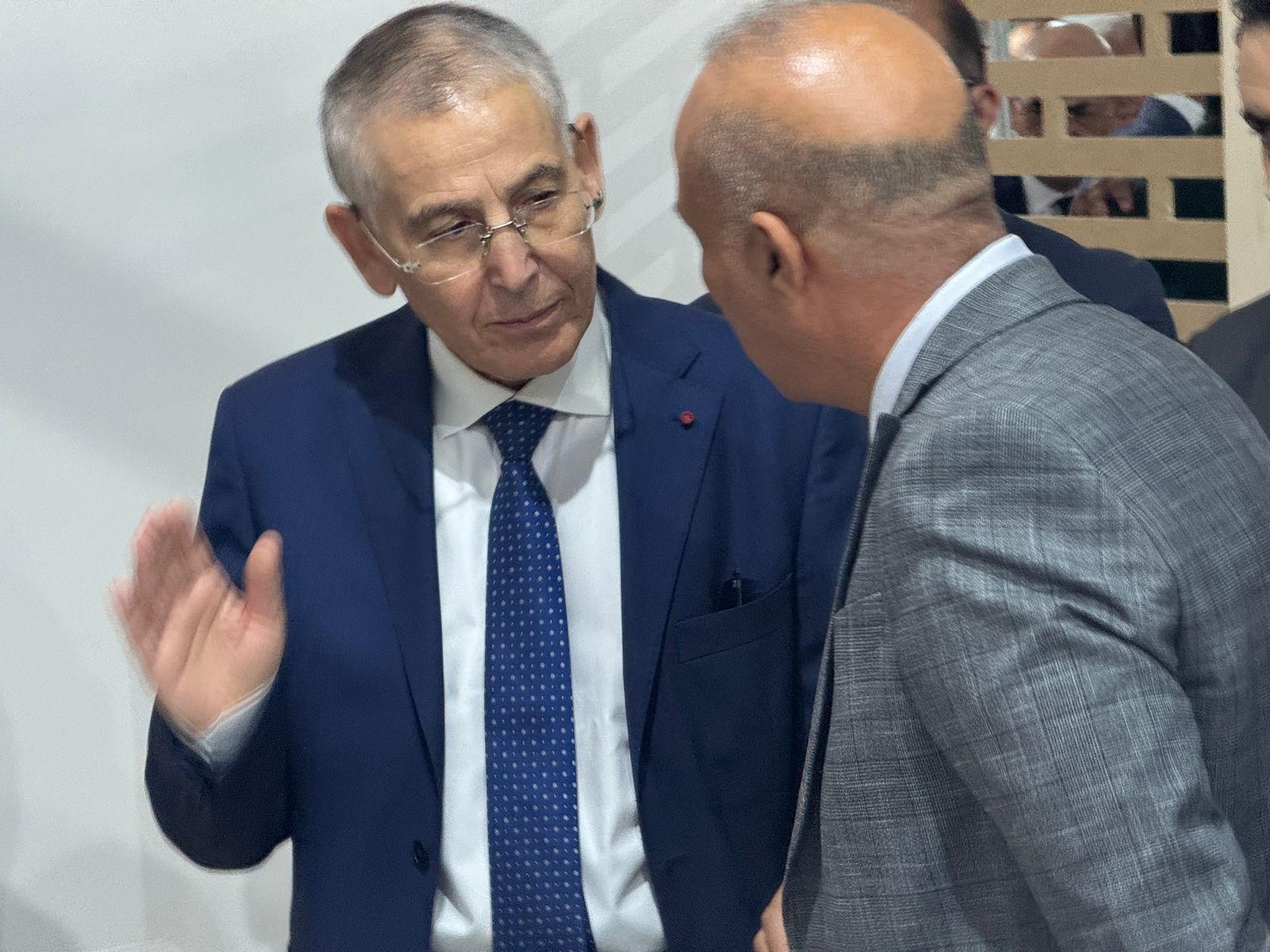 وجدة تحتضن الدورة الخامسة للمعرض المغاربي للكتاب “آداب مغاربية” تحت شعار “أن نقيم في العالم ونكتبه” وجدة تحتضن الدورة الخامسة للمعرض المغاربي للكتاب “آداب مغاربية” تحت شعار “أن نقيم في العالم ونكتبه”