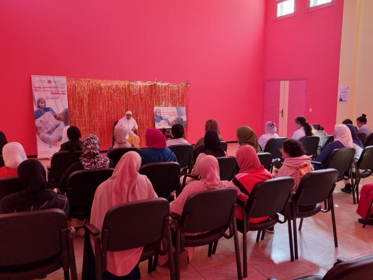 الخميسات.. لقاء تحسيسي بالمركز الطبي التربوي حول أهمية الرضاعة الطبيعية المبكرة الخميسات.. لقاء تحسيسي بالمركز الطبي التربوي حول أهمية الرضاعة الطبيعية المبكرة