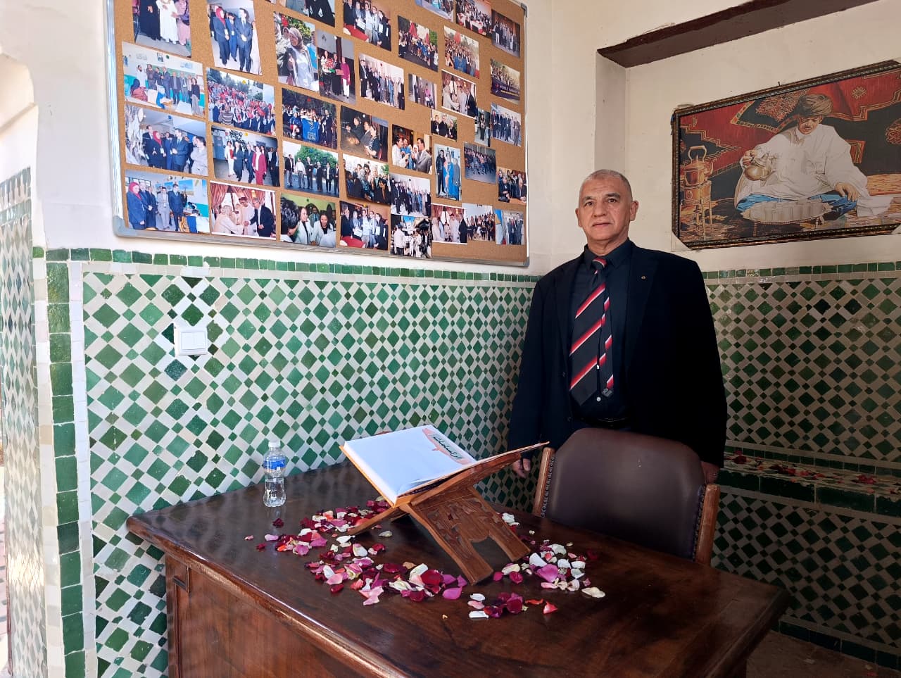 عامل عمالة مكناس يترأس مراسيم تحية العلم الوطني بمناسبة ذكرى المسيرة الخضراء ويشرف على تدشين مشاريع تنموية عامل عمالة مكناس يترأس مراسيم تحية العلم الوطني بمناسبة ذكرى المسيرة الخضراء ويشرف على تدشين مشاريع تنموية