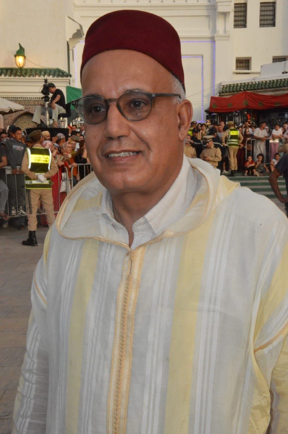 النظام السياسي المغربي والتطور الرقمي وانفتاح العولمة. معادلات جديدة للسلطة والمال والنخب