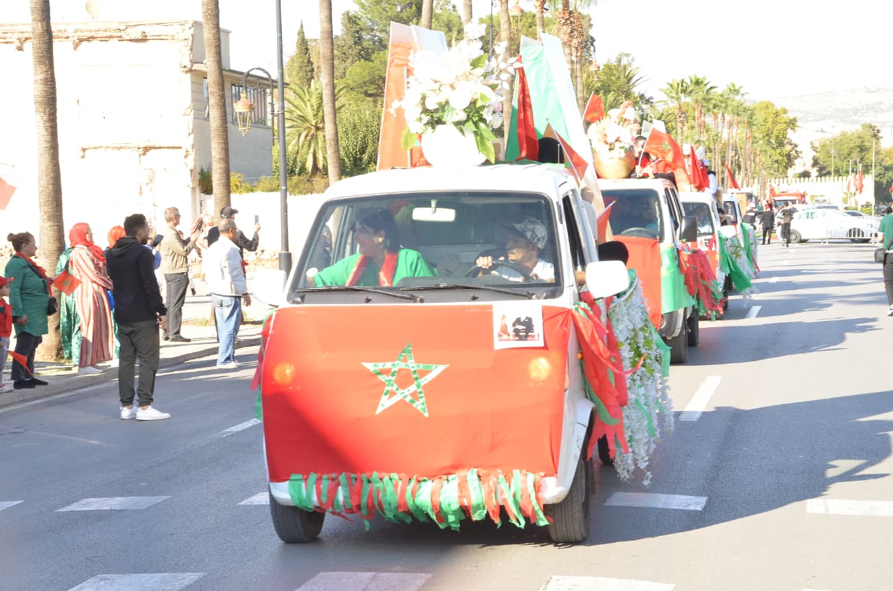 فاس .. كرنفال احتفالي تخليدا لذكرى المسيرة الخضراء وعيد الوحدة فاس .. كرنفال احتفالي تخليدا لذكرى المسيرة الخضراء وعيد الوحدة