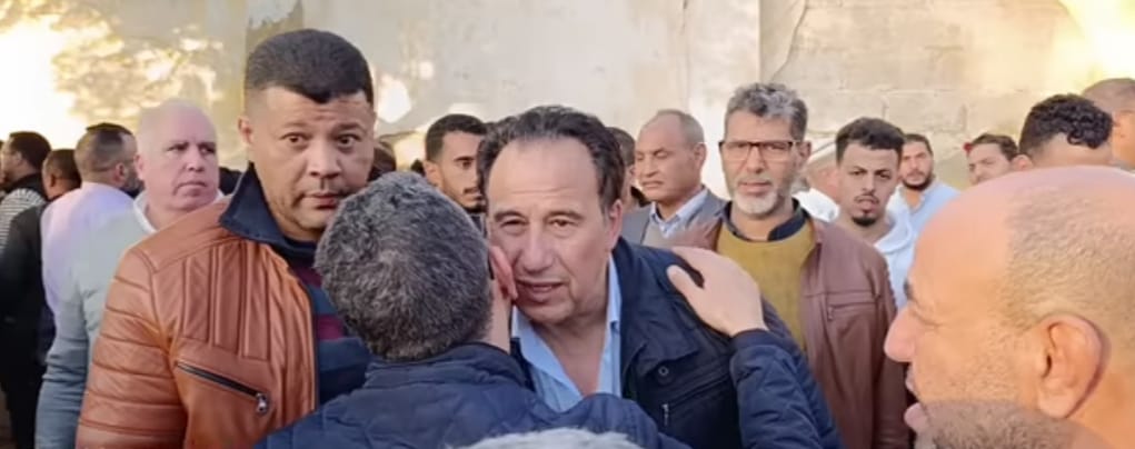 حضور وازن من شخصيات وطنية وجهوية في تشييع جثمان الفقيدة والدة ابناء بلمكي بمكناس حضور وازن من شخصيات وطنية وجهوية في تشييع جثمان الفقيدة والدة ابناء بلمكي بمكناس