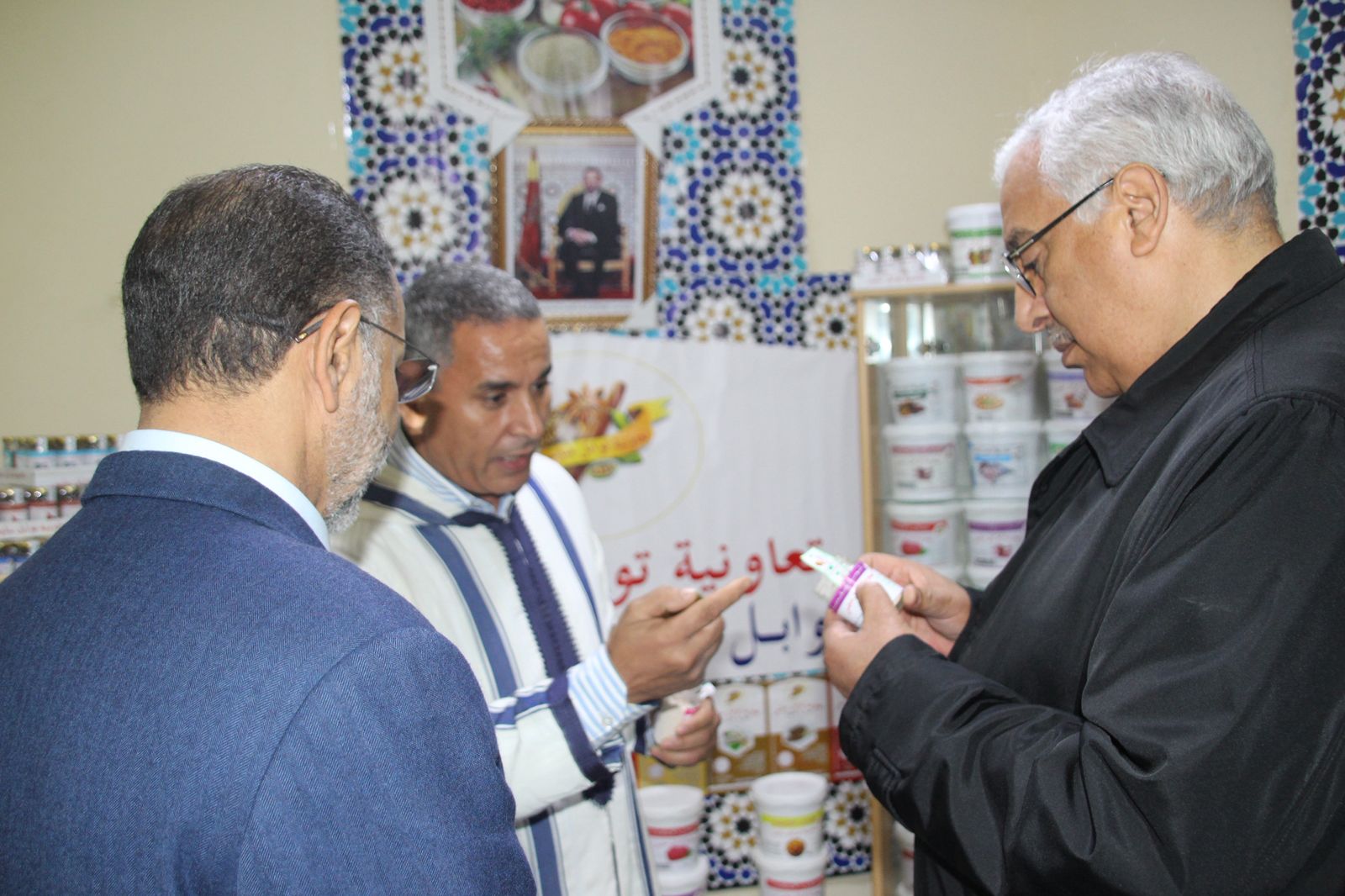 عامل عمالة مكناس يشرف على تدشين مشاريع تنموية جديدة احتفاء بالذكرى السبعين لعيد الاستقلال المجيد عامل عمالة مكناس يشرف على تدشين مشاريع تنموية جديدة احتفاء بالذكرى السبعين لعيد الاستقلال المجيد