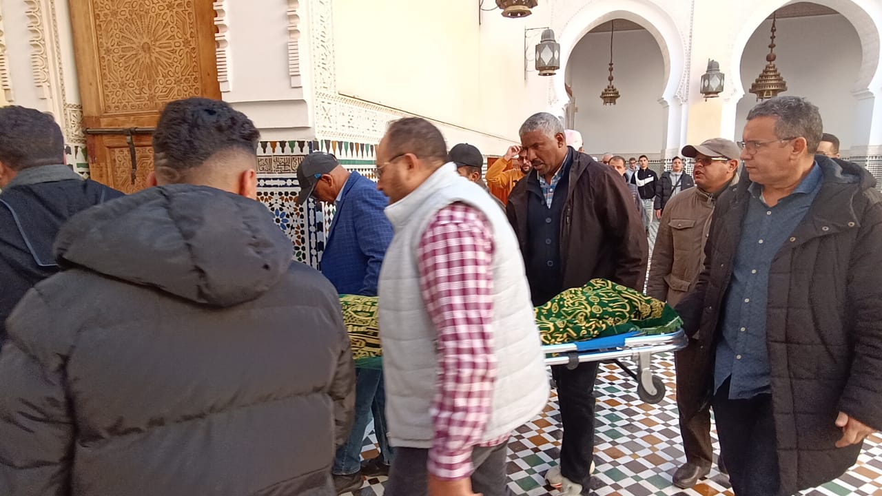 حضور وازن من شخصيات وطنية ومحلية في تشييع جثمان الفقيدة والدة المختار لغزيوي