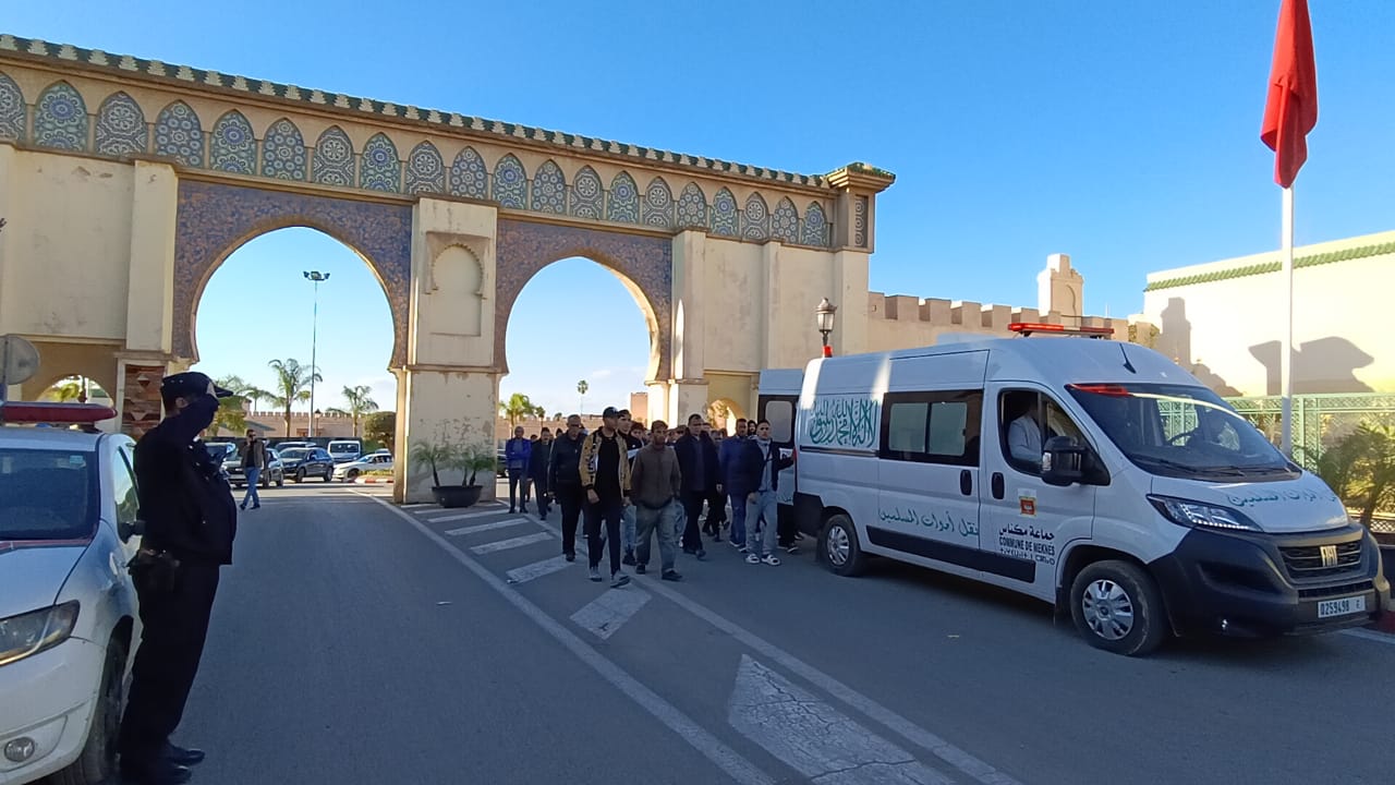 حضور وازن من شخصيات وطنية ومحلية في تشييع جثمان الفقيدة والدة المختار لغزيوي