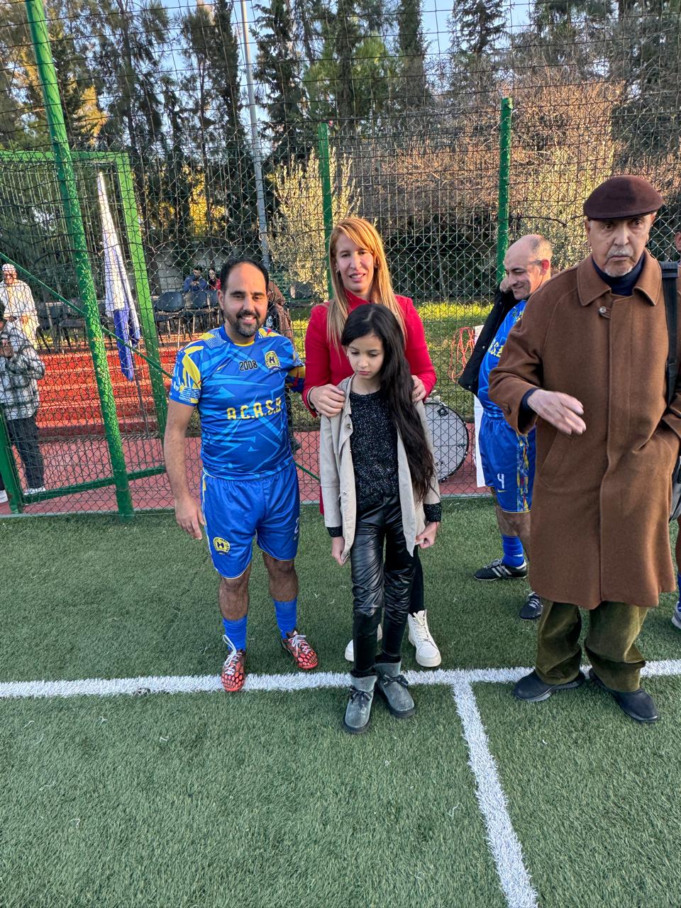 بحضور رياضيين وفاعلين صحيين… كلية الطب والصيدلة وطب الأسنان بفاس تحتفي بالروح الوطنية وترسخ ثقافة التبرع بالدم بحضور رياضيين وفاعلين صحيين… كلية الطب والصيدلة وطب الأسنان بفاس تحتفي بالروح الوطنية وترسخ ثقافة التبرع بالدم