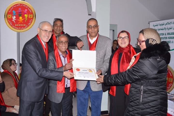 جمعية الاخلاص للتوعية البشرية والأعمال الخيرية والاجتماعية بمكناس تنظم حفلا بمناسبة عيد الوحدة و الذكرى الخمسينية للمسيرة الخضراء المظفرة و الذكرى 70لعيد الاستقلال المجيد جمعية الاخلاص للتوعية البشرية والأعمال الخيرية والاجتماعية بمكناس تنظم حفلا بمناسبة عيد الوحدة و الذكرى الخمسينية للمسيرة الخضراء المظفرة و الذكرى 70لعيد الاستقلال المجيد