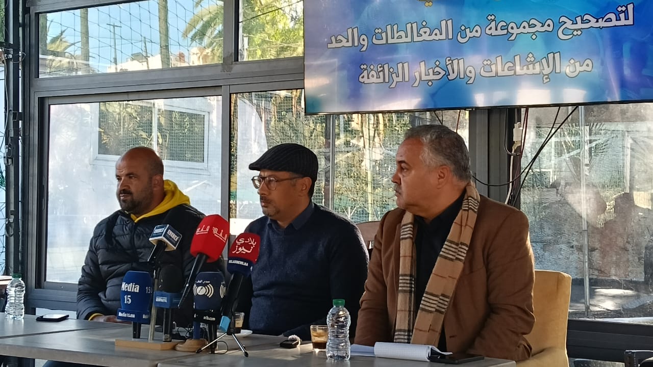 كرة اليد بمكناس: لا تفاوض في ظل التسييس الخلافات و بالإشاعات المغرضة. كرة اليد بمكناس: لا تفاوض في ظل التسييس الخلافات و بالإشاعات المغرضة.