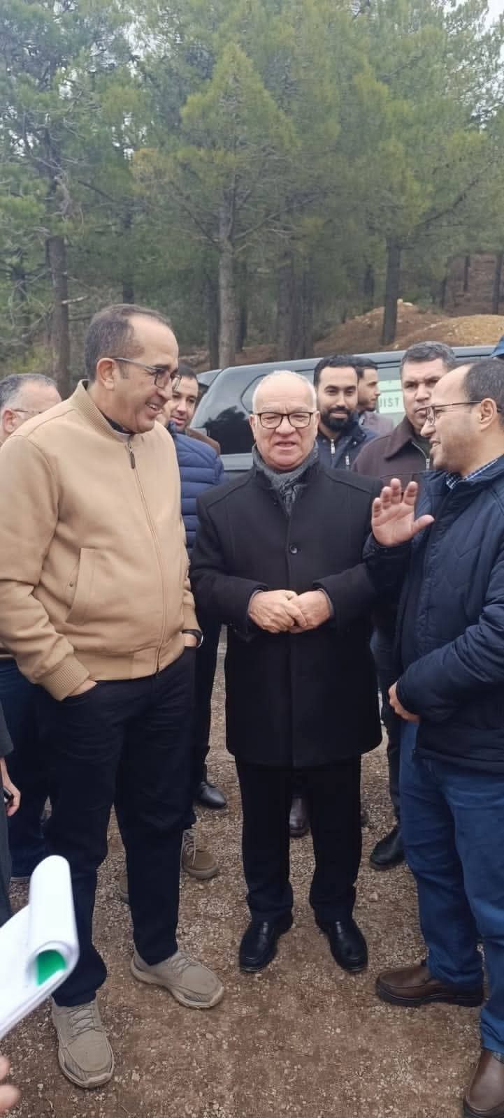 عامل إقليم الحسيمة يزور جماعة بني عمارت وجماعة سيدي بوزينب ويتفقد مشاريع تنموية . عامل إقليم الحسيمة يزور جماعة بني عمارت وجماعة سيدي بوزينب ويتفقد مشاريع تنموية .