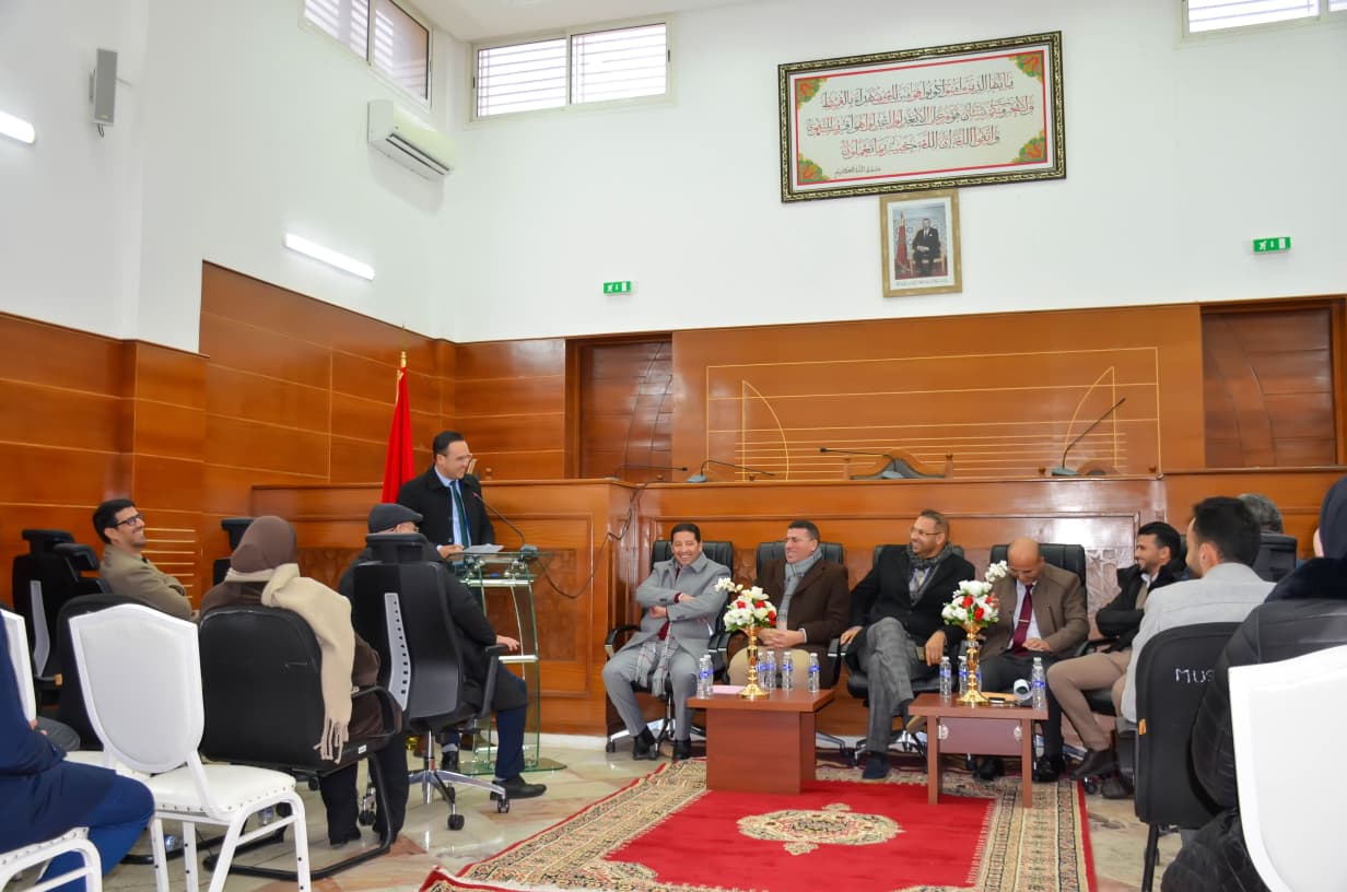 المكتب المحلي للنقابة الديمقراطية للعدل بشراكة مع ودادية موظفي للعدل بتارجيست تكرم السيد سمير مسعودي