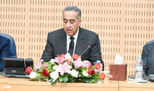 السيد حموشي يشرف على تسليم الأوسمة الملكية السامية التي تفضل صاحب الجلالة بالإنعام بها على أطر وموظفي المديرية العامة لمراقبة التراب الوطني (بلاغ DGST) السيد حموشي يشرف على تسليم الأوسمة الملكية السامية التي تفضل صاحب الجلالة بالإنعام بها على أطر وموظفي المديرية العامة لمراقبة التراب الوطني (بلاغ DGST)