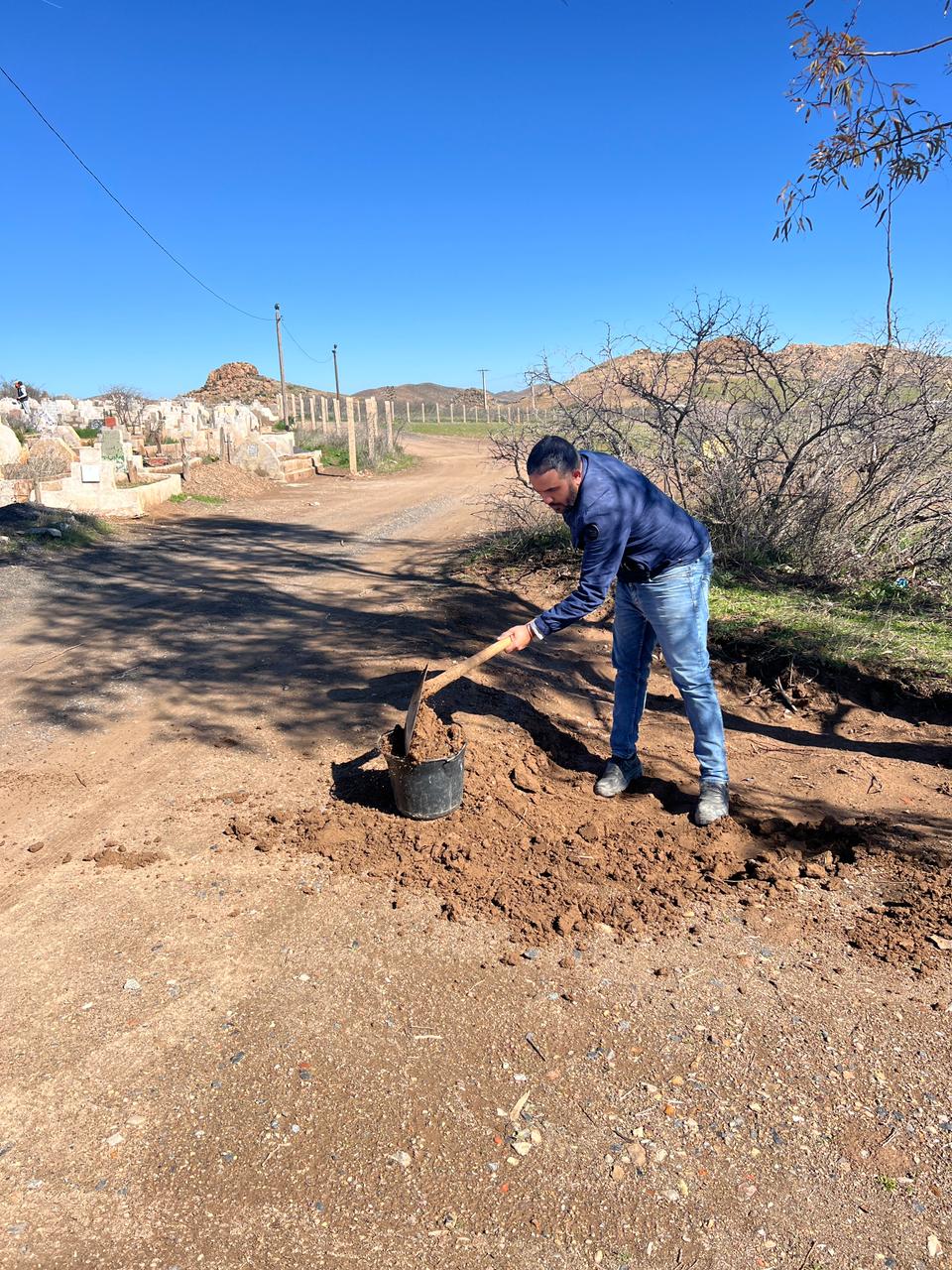 مبادرة مواطِنة تُجسّد قيم الوفاء والتكافل: صيانة مقبرة تيغزى نموذجًا للعمل التطوعي مبادرة مواطِنة تُجسّد قيم الوفاء والتكافل: صيانة مقبرة تيغزى نموذجًا للعمل التطوعي