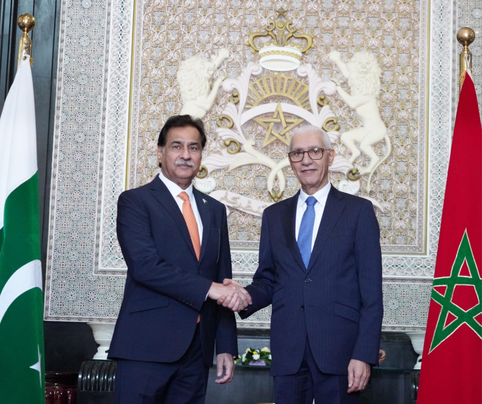 رئيس مجلس النواب يجري مباحثات مع وزير العلم والتربية لجمهورية أذربيجان