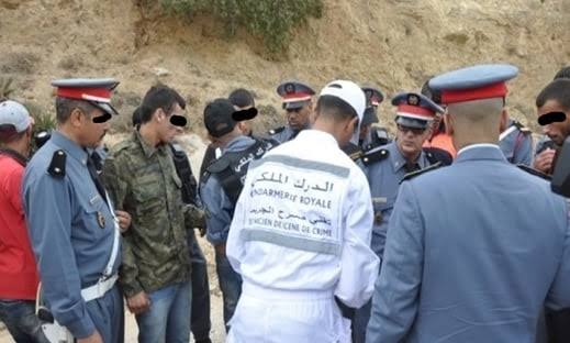 الحسيمة : خلاف بين جارين بأمزورن ينتهي بجريمة مميتة ويستنفـر الأجهزة الأمنية الحسيمة : خلاف بين جارين بأمزورن ينتهي بجريمة مميتة ويستنفـر الأجهزة الأمنية