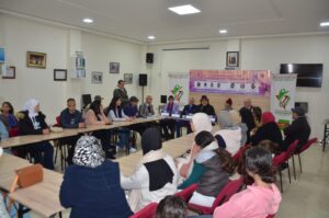 مكناس.. مائدة مستديرة تحتفي بالمرأة في يومها العالمي      مسيرة عطاء ونضال في خدمة الوطن