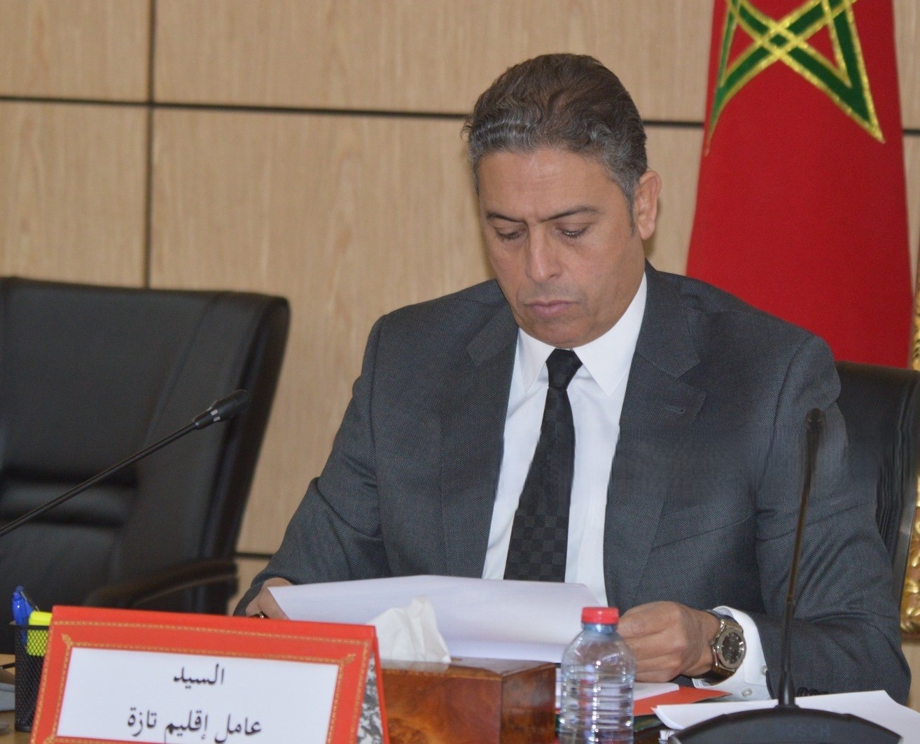 عامل إقليم تازة يؤشر على تعيينات جديدة على رأس الأقسام والمصالح التابعة للكتابة العامة للعمالة. عامل إقليم تازة يؤشر على تعيينات جديدة على رأس الأقسام والمصالح التابعة للكتابة العامة للعمالة.