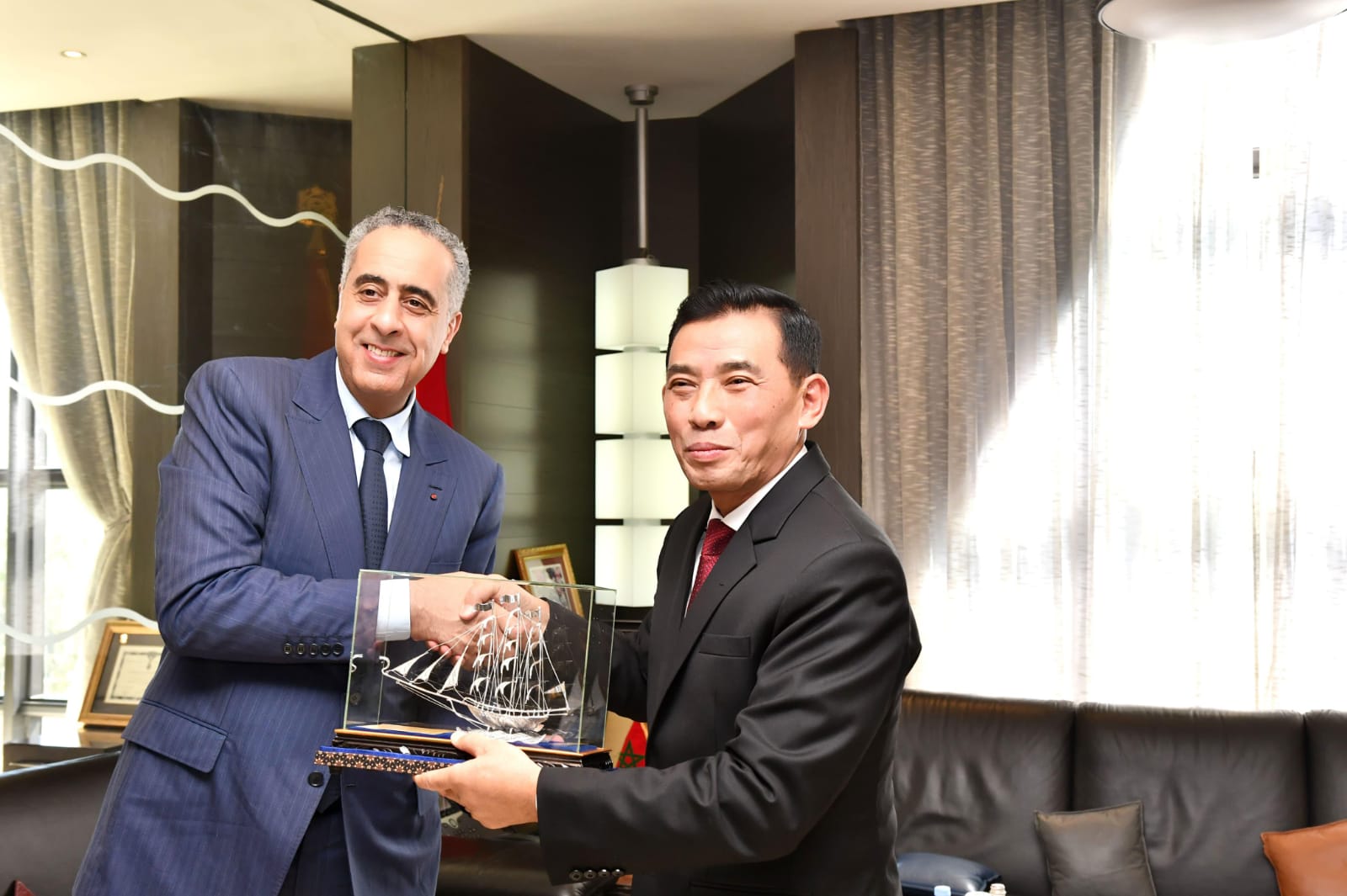 السيد حموشي يستقبل المفتش العام للشرطة بجمهورية ليبيريا السيد حموشي يستقبل المفتش العام للشرطة بجمهورية ليبيريا