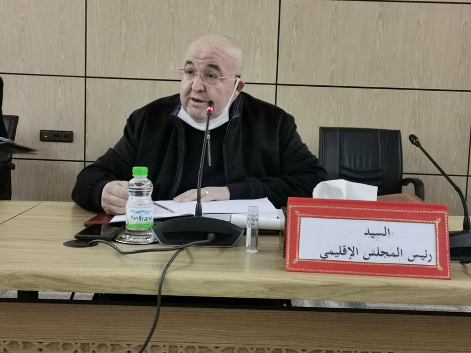 توقيف رئيس مجلس إقليمي يثير اهتمام الرأي العام المحلي بتازة.