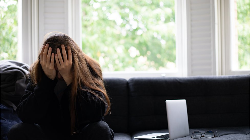 لماذا نعاني رغم أن الإمكانات موجودة؟