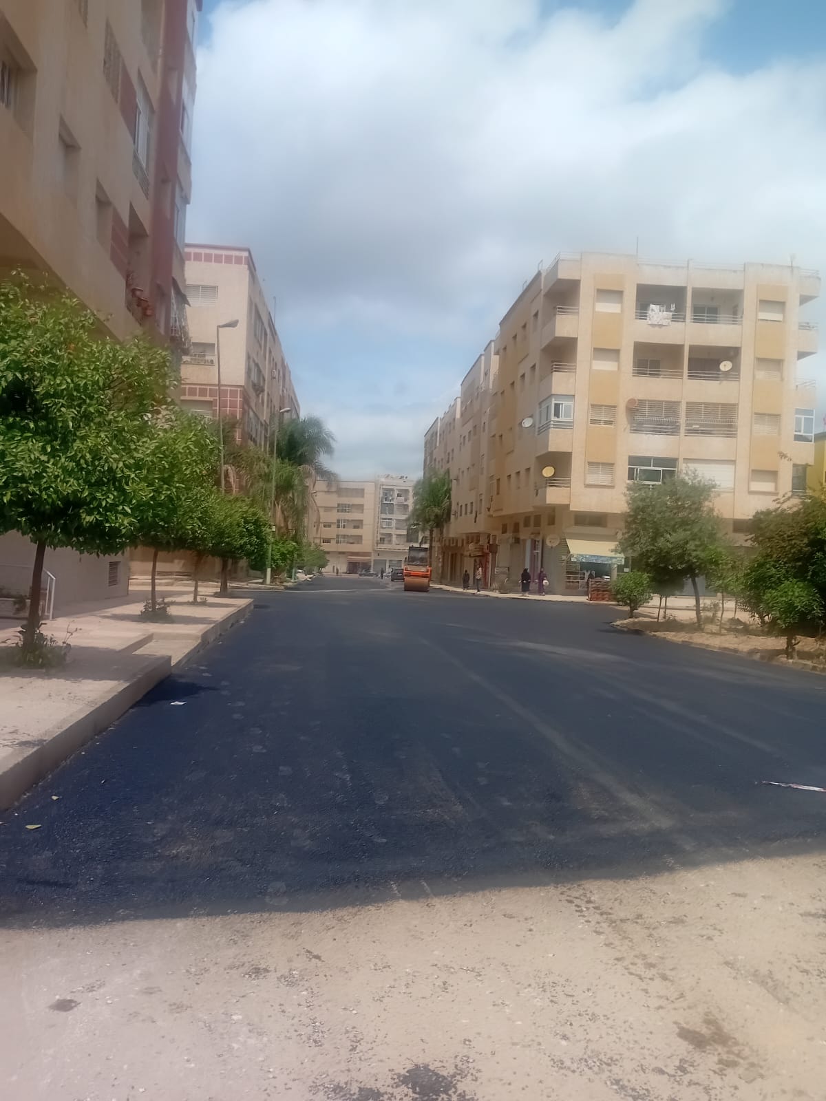 حي الشهدية بمكناس على طريق التأهيل… فرحة أولى بالتزفيت وتطلع لاستكمال الإصلاح الشامل