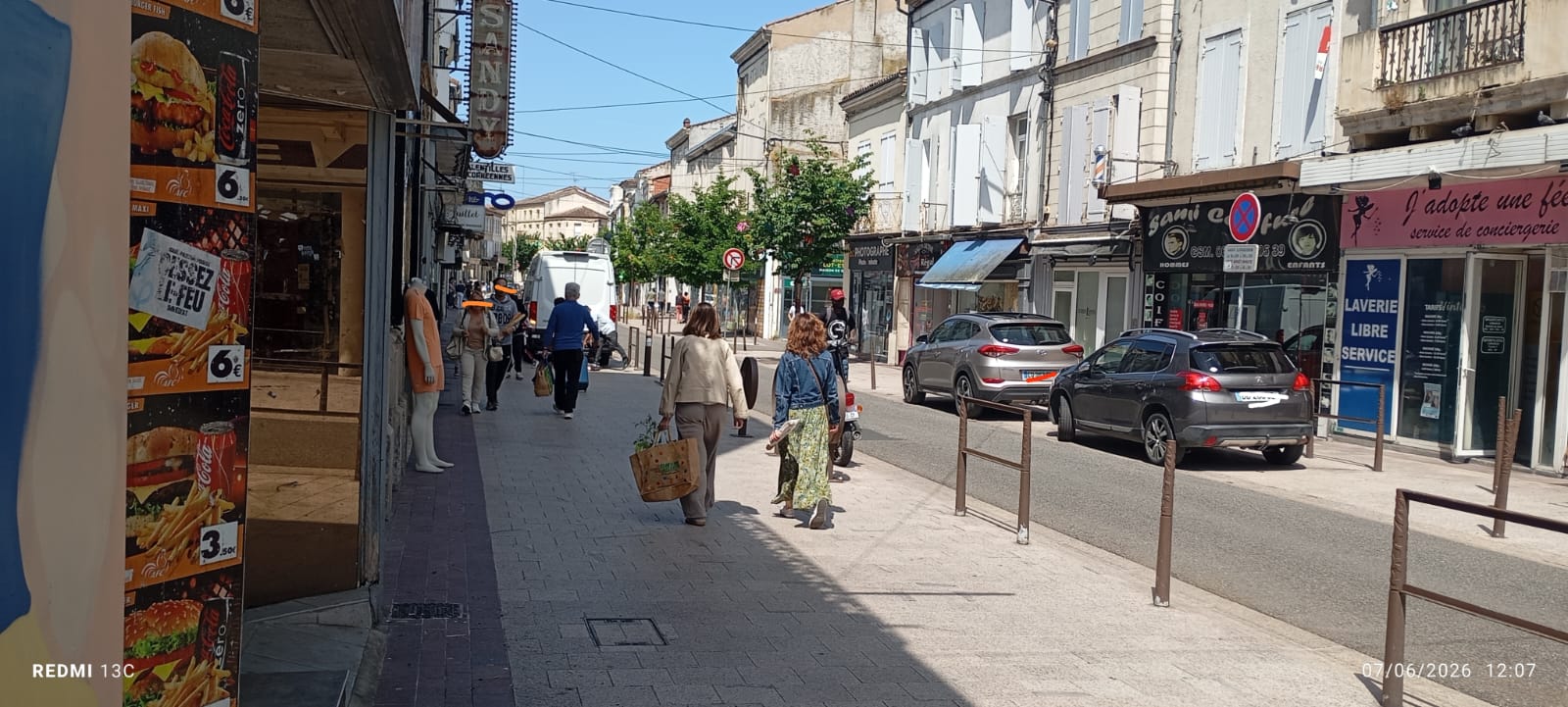 le maire d’Agen renforce sa politique de proximité au marché du Pin et confirme son engagement pour la revitalisation du quartier ainsi que l’étude d’un jumelage avec une ville marocainel le maire d’Agen renforce sa politique de proximité au marché du Pin et confirme son engagement pour la revitalisation du quartier ainsi que l’étude d’un jumelage avec une ville marocainel