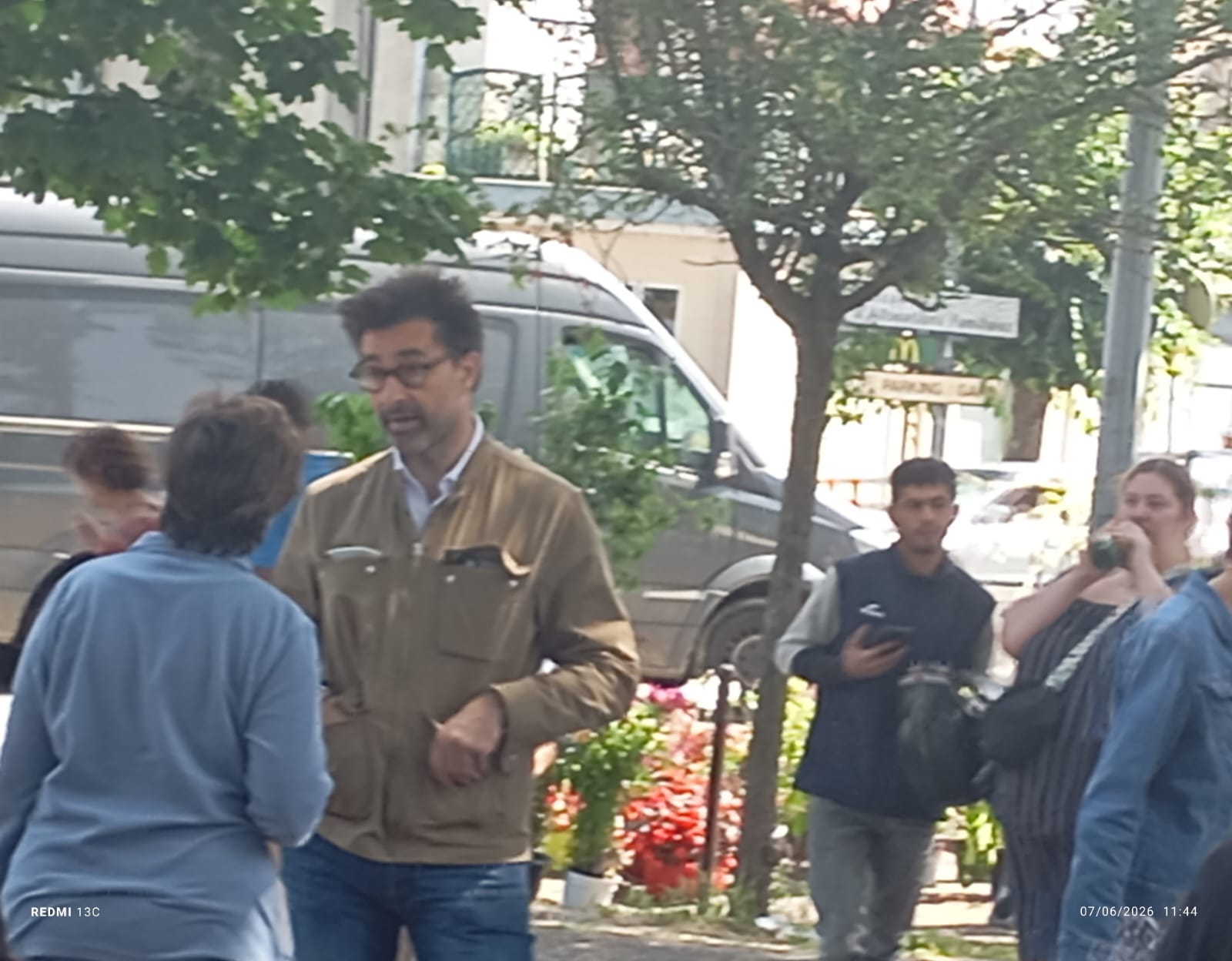 le maire d’Agen renforce sa politique de proximité au marché du Pin et confirme son engagement pour la revitalisation du quartier ainsi que l’étude d’un jumelage avec une ville marocainel le maire d’Agen renforce sa politique de proximité au marché du Pin et confirme son engagement pour la revitalisation du quartier ainsi que l’étude d’un jumelage avec une ville marocainel