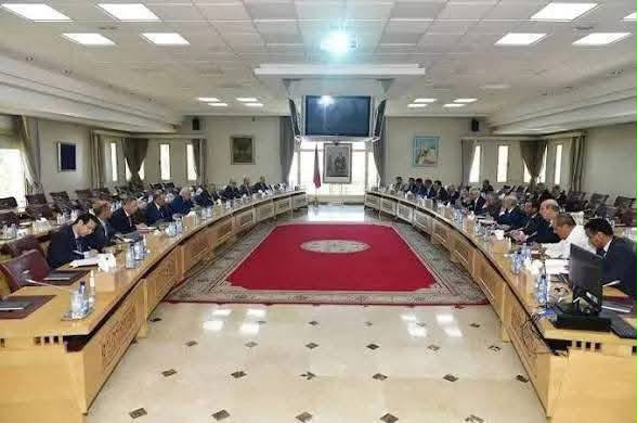 وزير الداخلية يعقد اجتماعين مع قادة ومسؤولي الأحزاب السياسية حول الاستعدادات لانتخاب أعضاء مجلس النواب ليوم 23 شتنبر 2026 وزير الداخلية يعقد اجتماعين مع قادة ومسؤولي الأحزاب السياسية حول الاستعدادات لانتخاب أعضاء مجلس النواب ليوم 23 شتنبر 2026